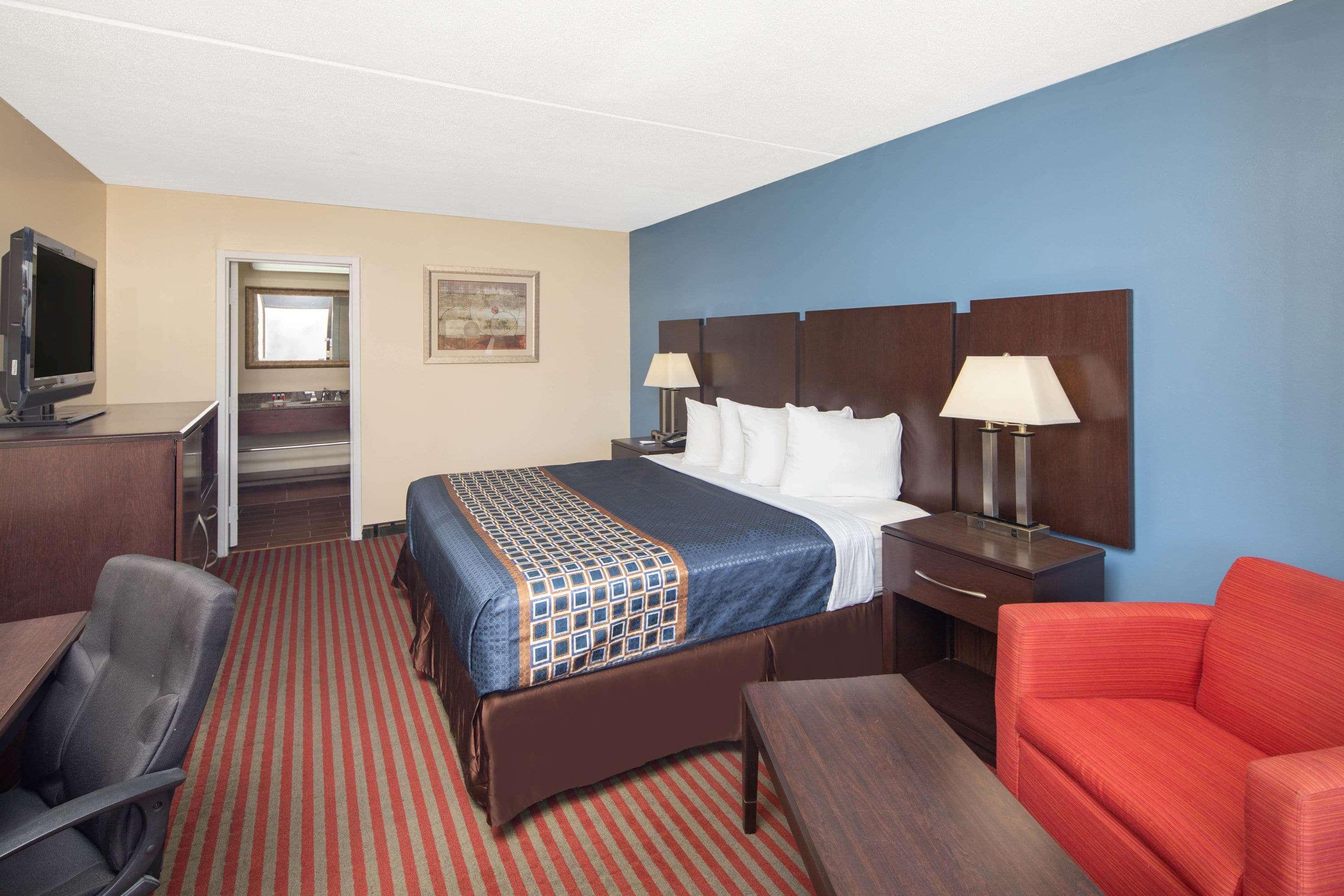 Travelodge By Wyndham Savannah Area/Richmond Hill Εξωτερικό φωτογραφία