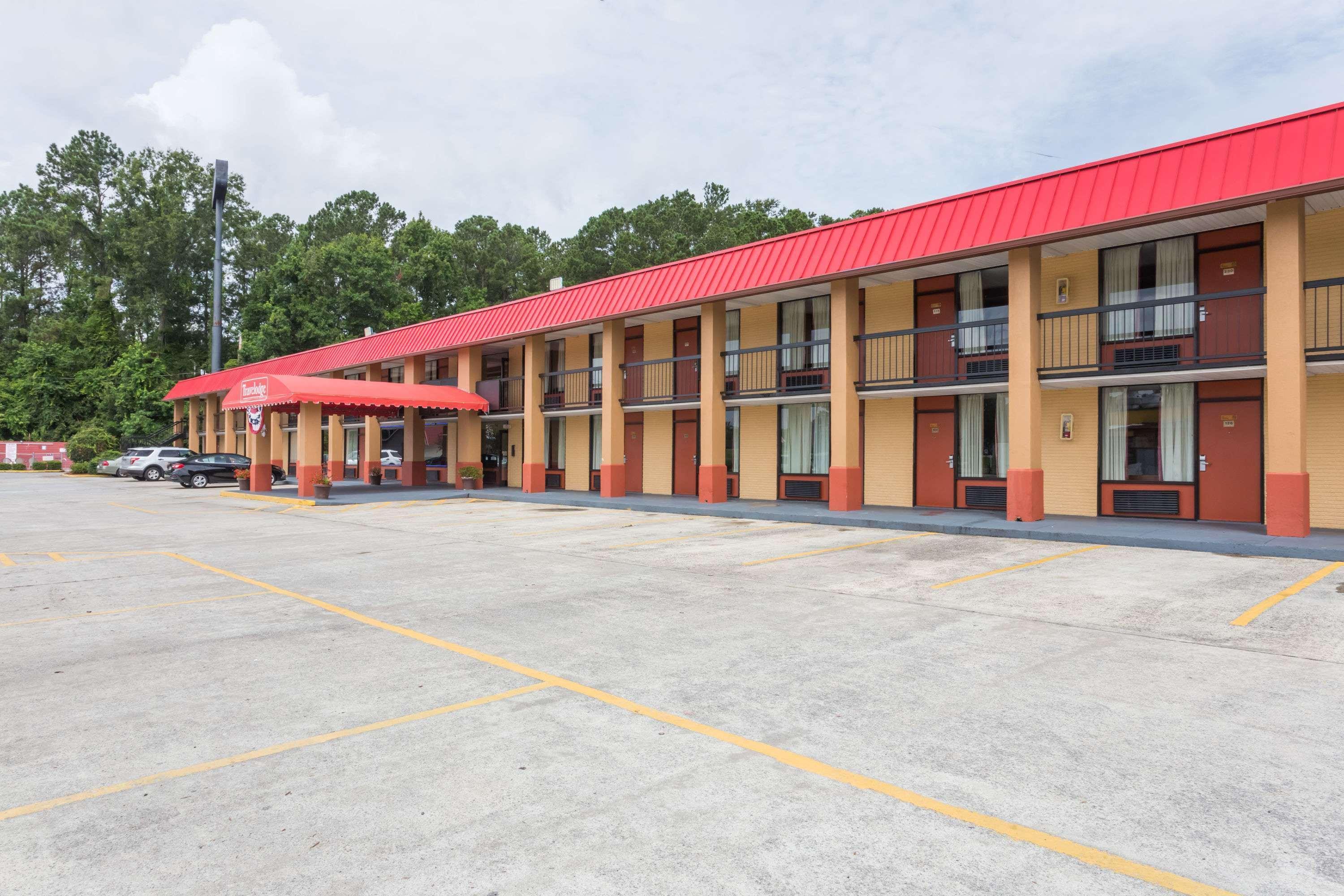 Travelodge By Wyndham Savannah Area/Richmond Hill Εξωτερικό φωτογραφία